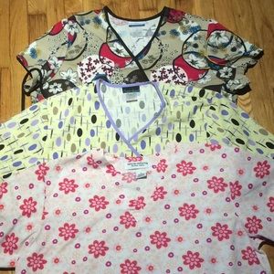 Three scrub tops XL